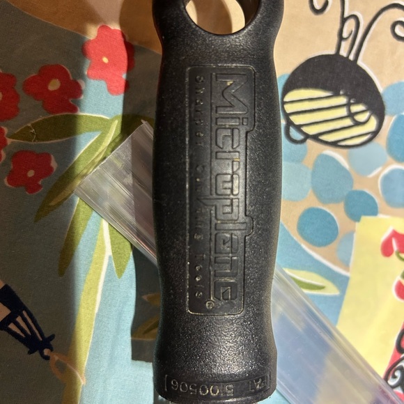 Microplane Classic Zester - Picture 5 of 5